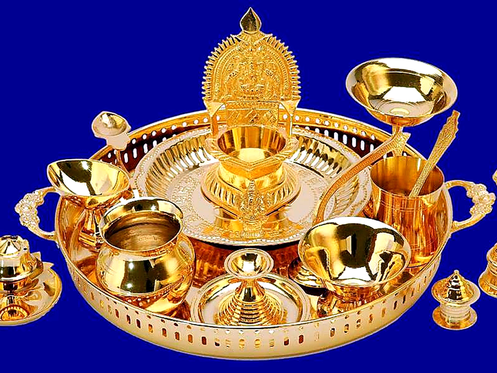 Gold-plated decorative articles